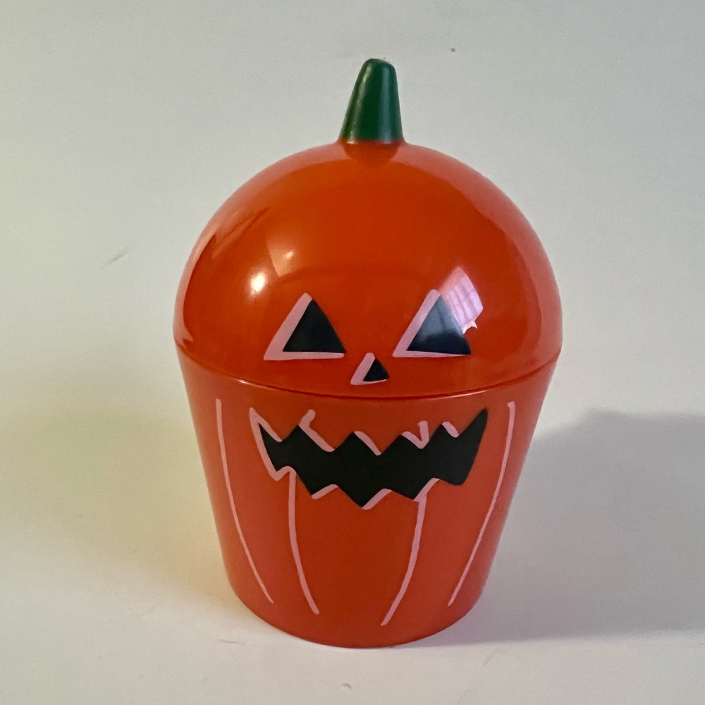 Pumpkin snack container